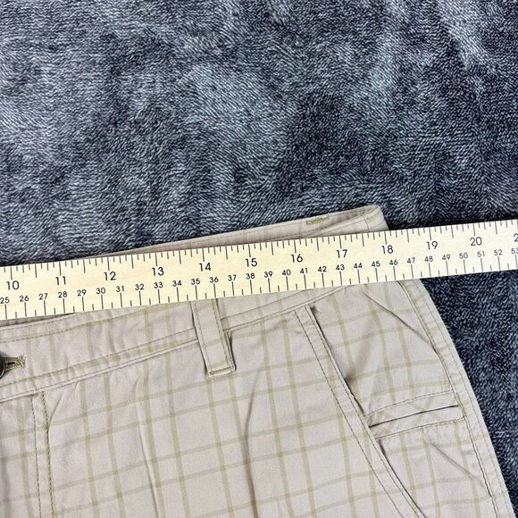 Lululemon Plaid Chino Golf Shorts Men's 38 10.5" Inseam Beige Nylon Spandex - Picture 5 of 11
